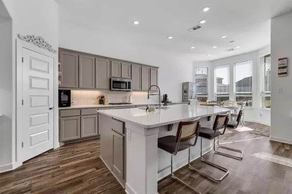 Argyle, TX 76226,820 Hawks Way