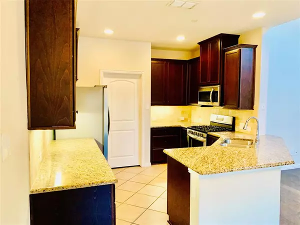 Plano, TX 75074,912 Brookville Court