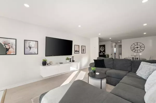 Barrie, ON L4N 7B2,52 Geddes CRES