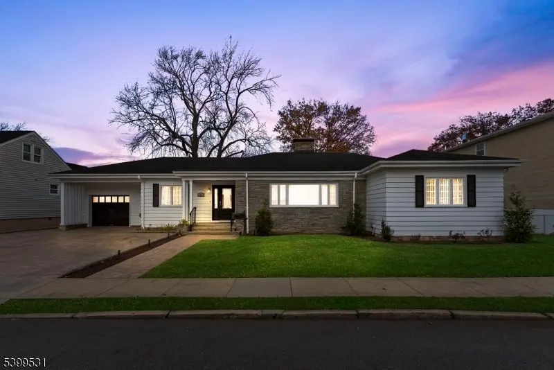 North Arlington Boro, NJ 07031,40 Eagle St