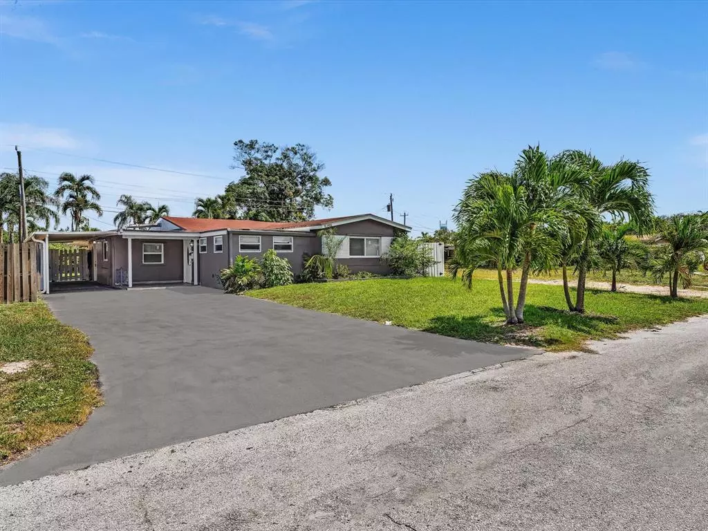 Hollywood, FL 33024,6661 Meade St