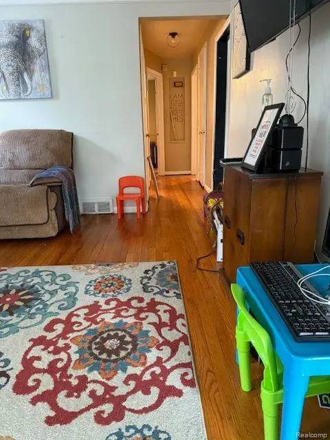 Detroit, MI 48234,19610 Conley ST