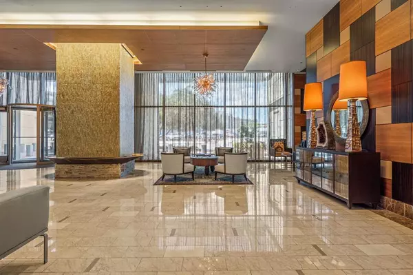 Fort Worth, TX 76102,1301 Throckmorton Street #2402