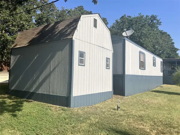 Denton, TX 76208,5200 Lake shore Lane #29