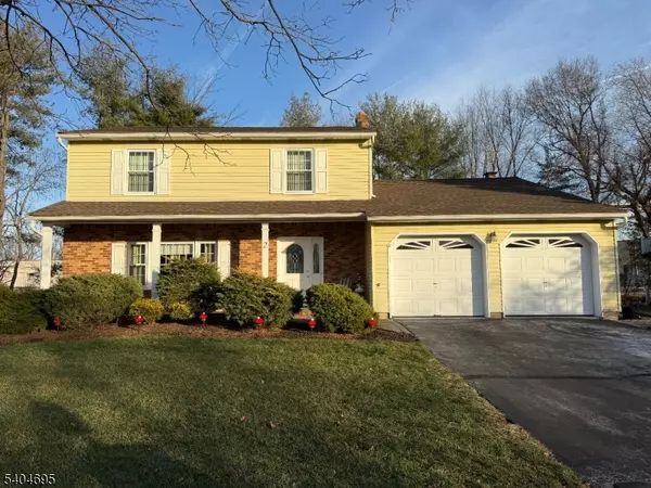 2 Michael Ct, Pequannock Twp., NJ 07444