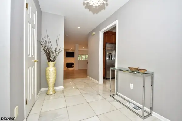 Mahwah Twp., NJ 07430,272 Belmont Pl