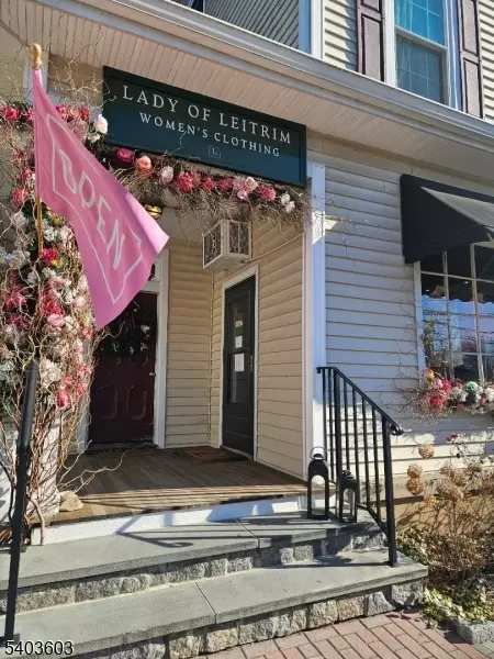 Clinton Town, NJ 08809,21 Leigh St