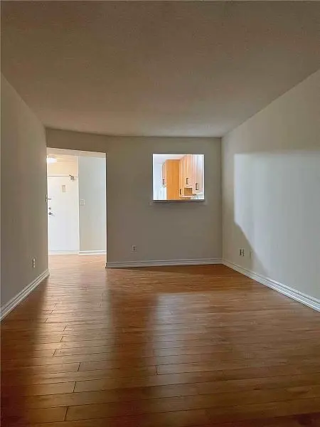 Toronto E05, ON M1W 3W2,25 Bamburgh CIR #734