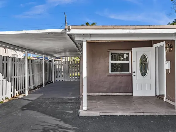 Hollywood, FL 33024,6661 Meade St