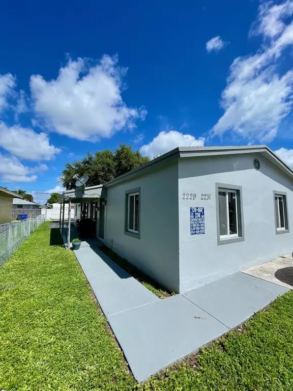 Hollywood, FL 33020,2229-31 Farragut St