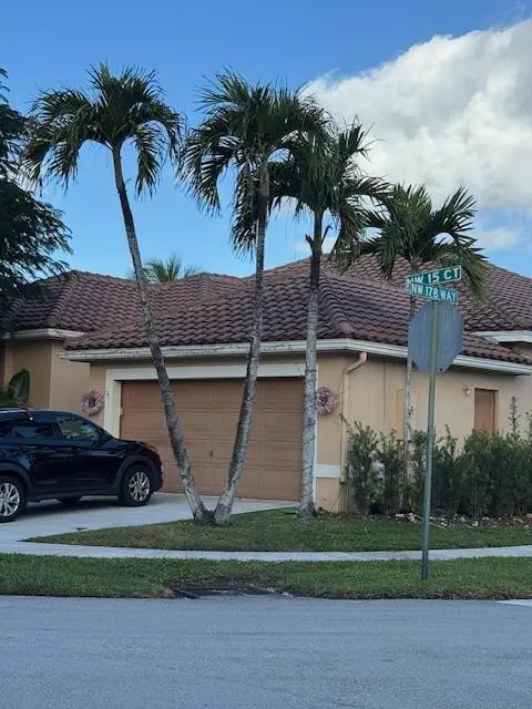 Pembroke Pines, FL 33029,17855 NW 15th Ct