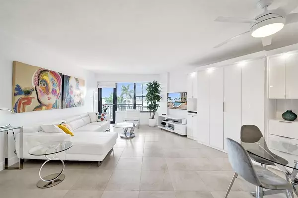 Fort Lauderdale, FL 33308,3800 Galt Ocean Dr #412