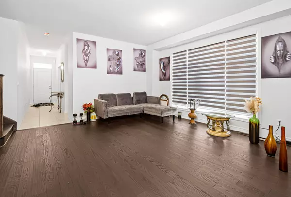 Georgina, ON L0E 1R0,30 Sam Battaglia CRES