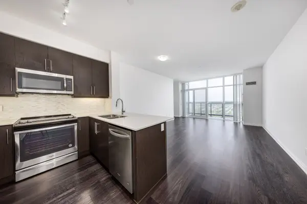 Richmond Hill, ON L4B 0G9,65 Oneida CRES #Ph10