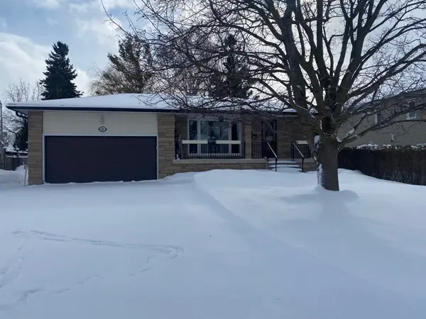 221 John ST,  Clearview,  ON L0M 1S0