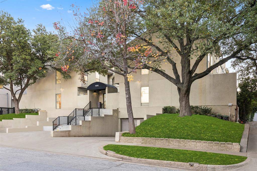 4242 Travis Street #108, Dallas, TX 75205