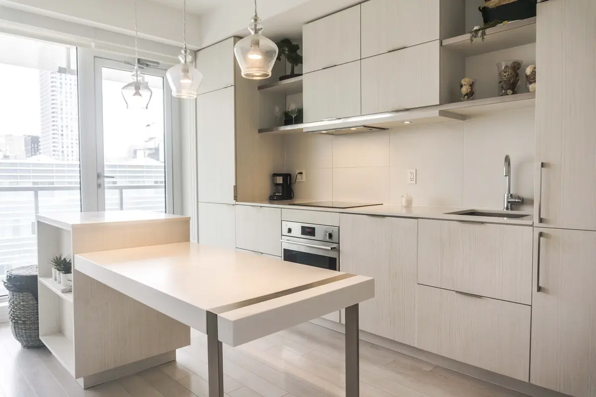 Toronto C08, ON M5B 0C1,197 Yonge ST #1903