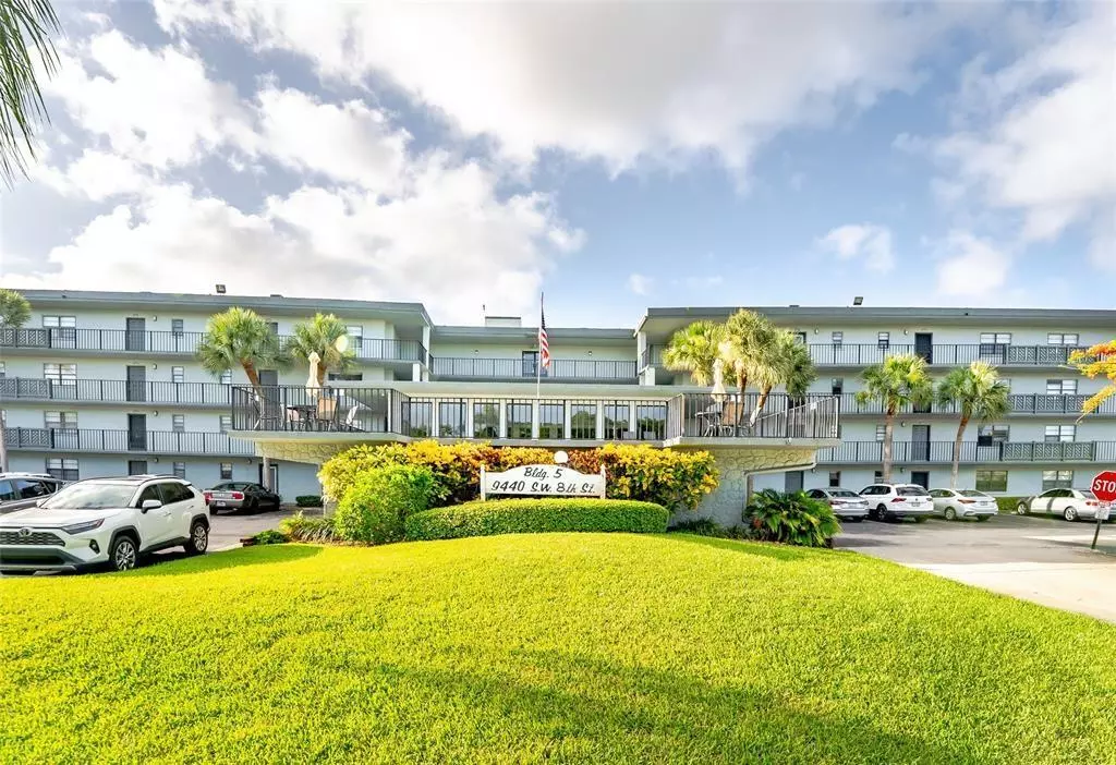 Boca Raton, FL 33428,9440 SW 8th St #308