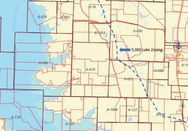 8196 FM 100, Honey Grove, TX 75446