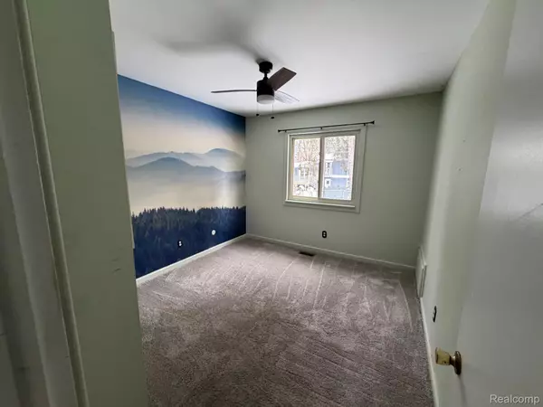 Commerce Twp, MI 48382,3099 Chenoa ST