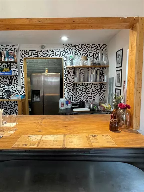 Dallas, TX 75215,2737 Carpenter Avenue