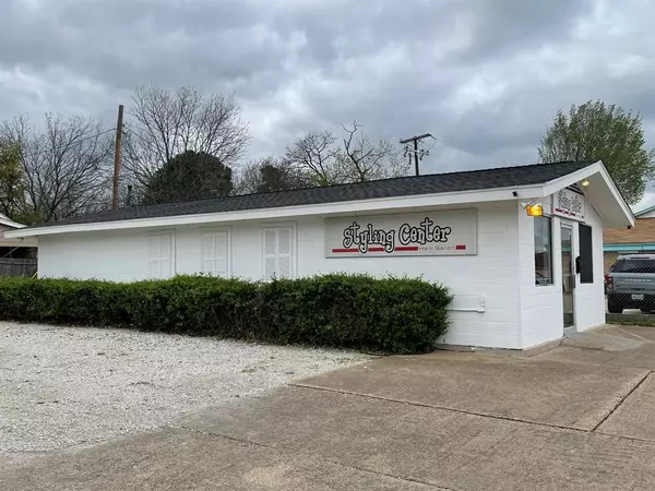 Grand Prairie, TX 75052,2526 Hillcrest Lane