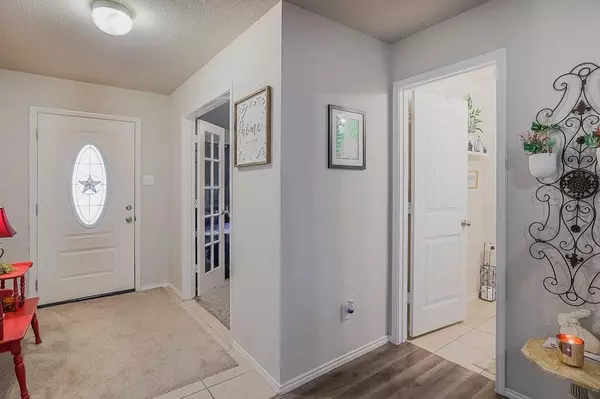 Waxahachie, TX 75165,217 Hackney Street