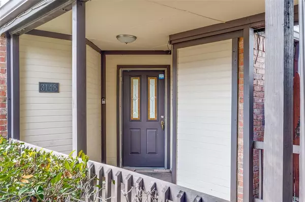 Dallas, TX 75229,3148 Royal Gable Drive