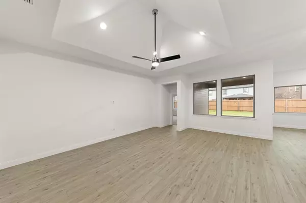 Heartland, TX 75114,4043 Bedford Drive