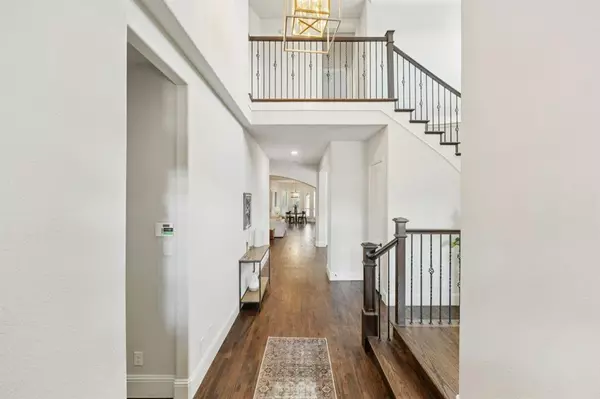 Highland Village, TX 75077,204 Chisholm Trail