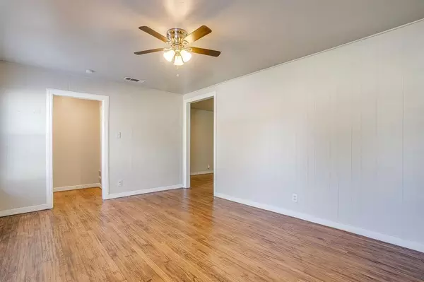 Fort Worth, TX 76111,2305 Bonnie Brae Avenue