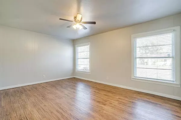 Fort Worth, TX 76111,2305 Bonnie Brae Avenue