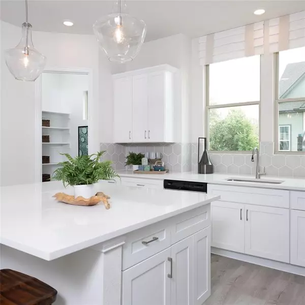 North Richland Hills, TX 76180,4301 Henderson Avenue