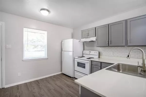 Arlington, TX 76010,307 Rose Street #311-B