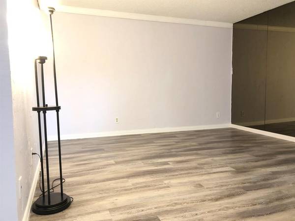 Richardson, TX 75081,513 Towne House Lane