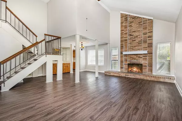 Lewisville, TX 75067,725 Holly Oak Drive