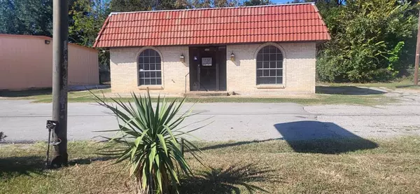 Malakoff, TX 75148,505 E Royall Boulevard