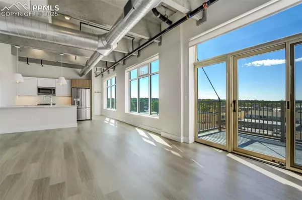 Colorado Springs, CO 80903,415 E Pikes Peak AVE #404