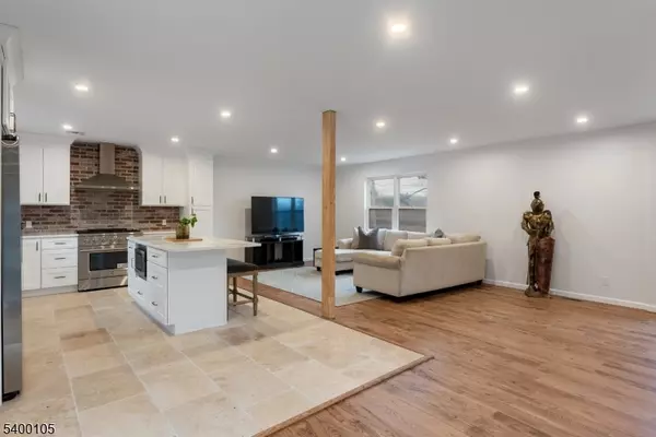 Chester Twp., NJ 07930,11 Furnace Rd