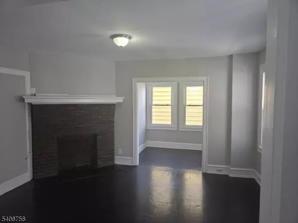 East Orange City, NJ 07018,54 Arsdale Ter #2