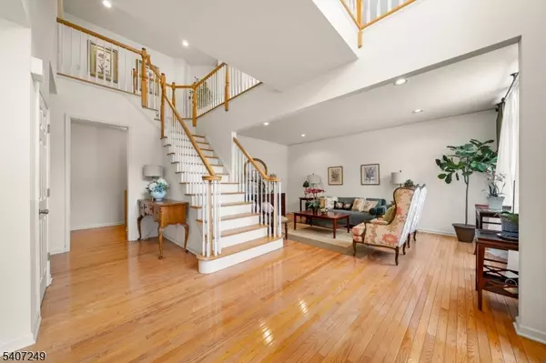 Roseland Boro, NJ 07068,48 Bovensiepen Ct