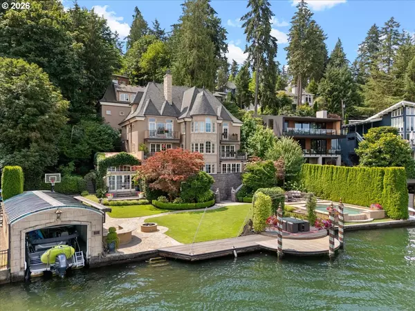 Lake Oswego, OR 97034,1527 LAKE FRONT RD