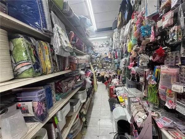 Brooklyn, NY 11218,322 Ditmas AVE