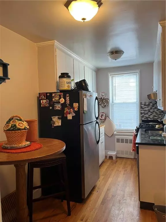 Rockaway Park, NY 11694,133 Beach 120th ST #1B