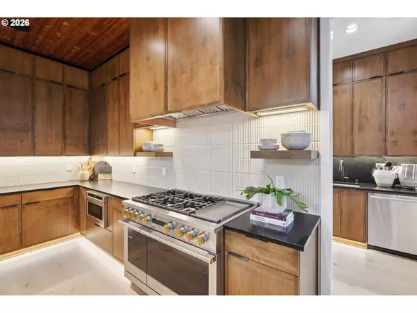 Camas, WA 98607,5203 N 94TH AVE