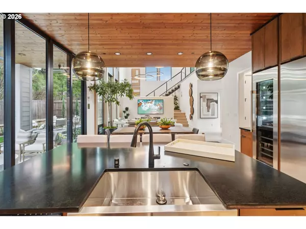 Camas, WA 98607,5203 N 94TH AVE