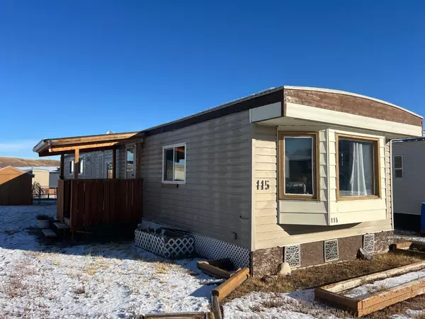 Drumheller, AB T0J0Y2,115 Greenwood Villa