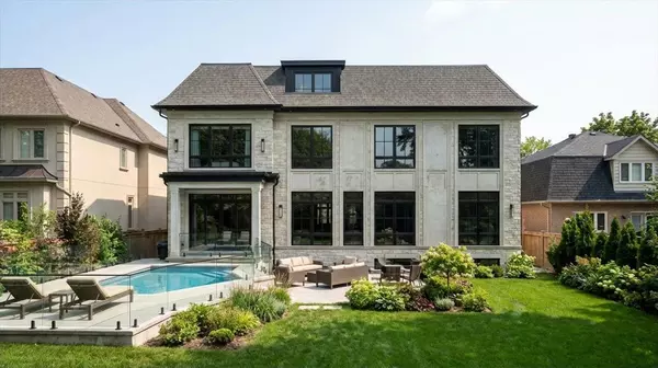 Toronto C12, ON M2P 1Y9,11 Montressor DR