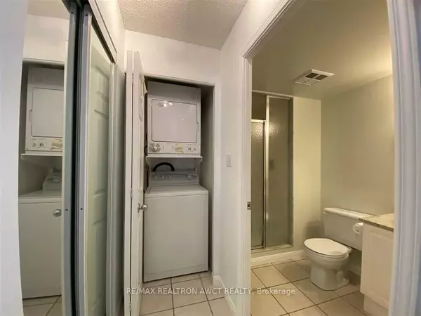 Toronto C07, ON M2N 6Z6,23 Lorraine DR #1511