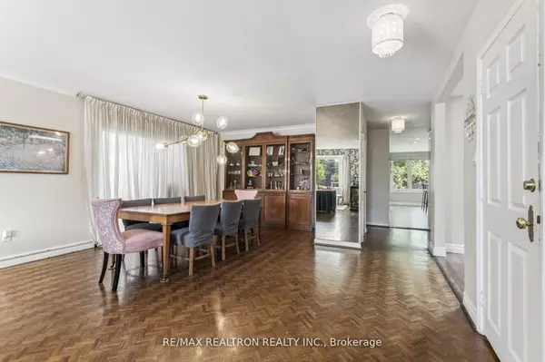 Toronto C06, ON M3H 3H9,22 Midvale RD